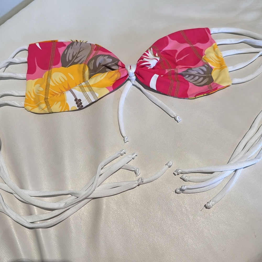Women size small Reversible two prints bikini strapless top back ties stitching